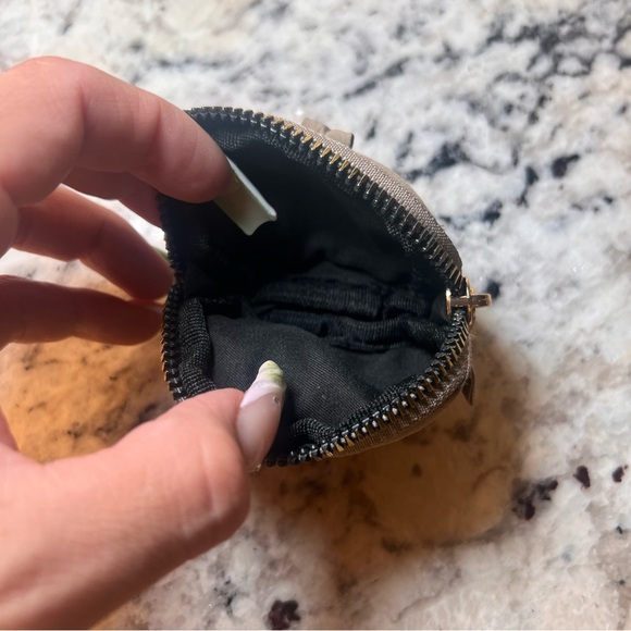 Tan Coin Purse with Clip u.s polo assn - Picture 3 of 3